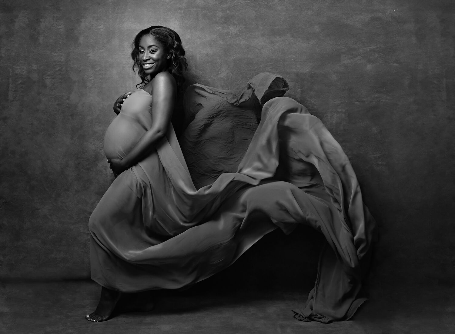 Maryland Studio Maternity Photoshoot