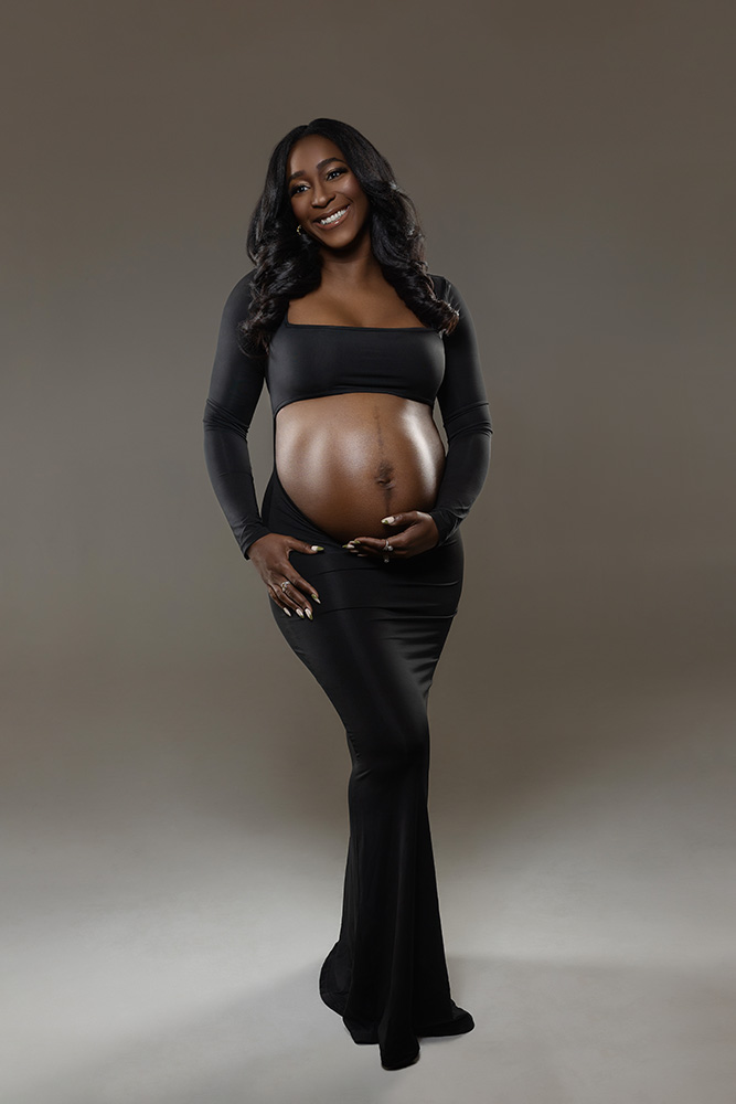 Best Baltimore maternity photographer, maternity portrait studio Baltimore