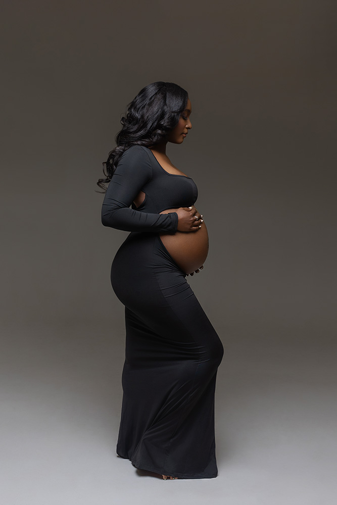 Best Baltimore maternity photographer, maternity portrait studio Baltimore