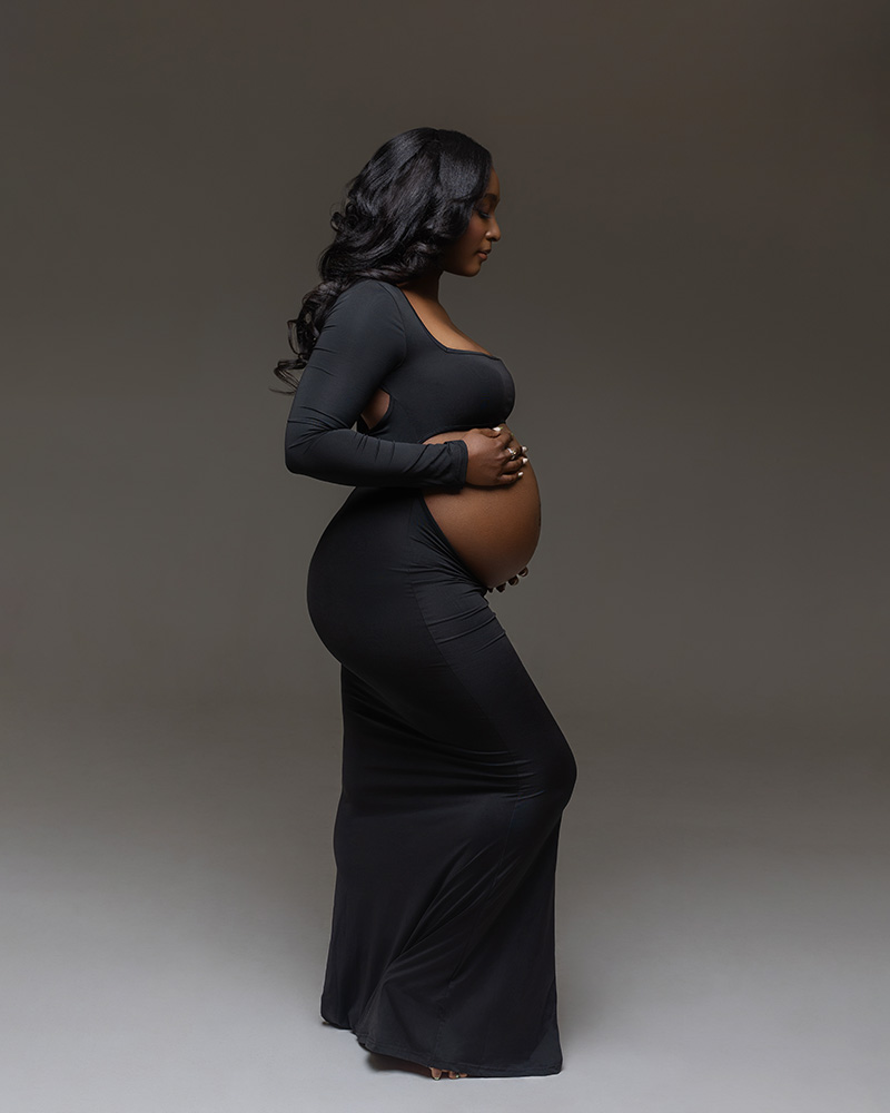 Best Baltimore maternity photographer, maternity portrait studio Baltimore