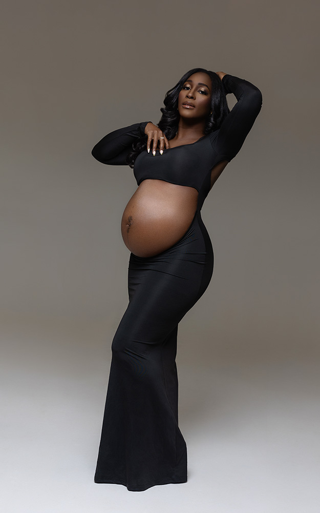 Best Baltimore maternity photographer, maternity portrait studio Baltimore