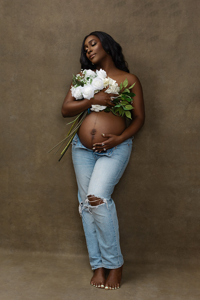 Best Baltimore maternity photographer, maternity portrait studio Baltimore