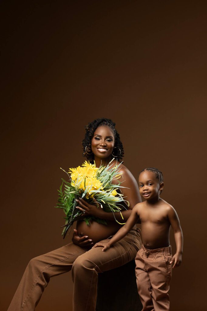 Crofton maternity photographer, Maryland maternity portraits, maternity photography packages, maternity photographer near me